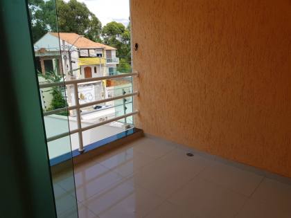 Sobrado Para Alugar com 3 quartos 1 suítes no bairro Jd. Europa em Caieiras