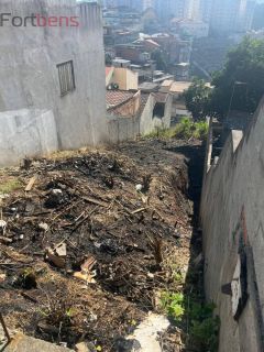 Lote / Terreno de Bairro Para Vender no bairro Jardim Adelfiori - Perus em São Paulo
