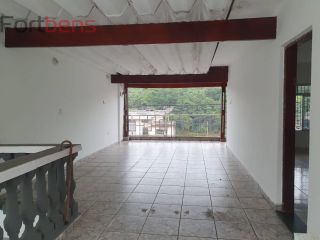 Sobrado Para Vender com 2 quartos 1 suítes no bairro Laranjeiras em Caieiras