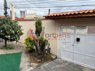 Casa Para Vender com 3 quartos 2 suítes no bairro Região Central em Caieiras