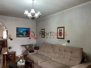 Casa Para Vender com 3 quartos 2 suítes no bairro Região Central em Caieiras