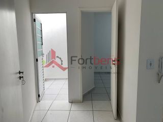 Sala Comercial Para Alugar no bairro Centro em Francisco Morato