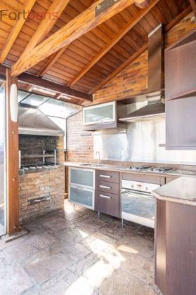 Apartamento Para Alugar com 6 quartos 4 suítes no bairro Vila Andrade em São Paulo