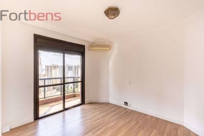 Apartamento Para Alugar com 6 quartos 4 suítes no bairro Vila Andrade em São Paulo