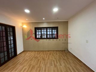 Casa Para Alugar com 2 quartos 1 suítes no bairro Serpa em Caieiras