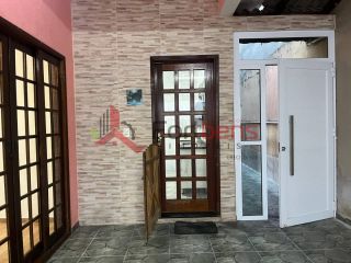 Casa Para Alugar com 2 quartos 1 suítes no bairro Serpa em Caieiras