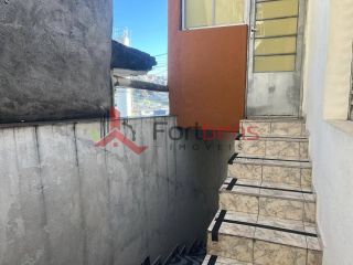 Sobrado Para Vender com 4 quartos no bairro Laranjeiras em Caieiras