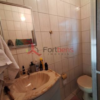 Sobrado Para Vender com 4 quartos no bairro Laranjeiras em Caieiras
