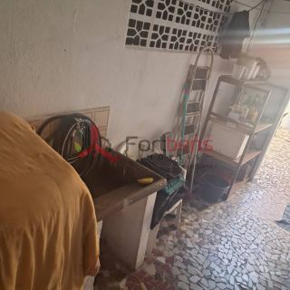 Sobrado Para Vender com 4 quartos no bairro Laranjeiras em Caieiras