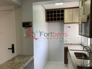 Cobertura Para Alugar com 3 quartos 1 suítes no bairro Região Central em Caieiras