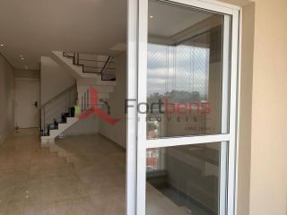 Cobertura Para Alugar com 3 quartos 1 suítes no bairro Região Central em Caieiras
