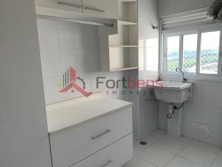 Cobertura Para Alugar com 3 quartos 1 suítes no bairro Região Central em Caieiras