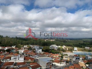 Cobertura Para Alugar com 3 quartos 1 suítes no bairro Região Central em Caieiras