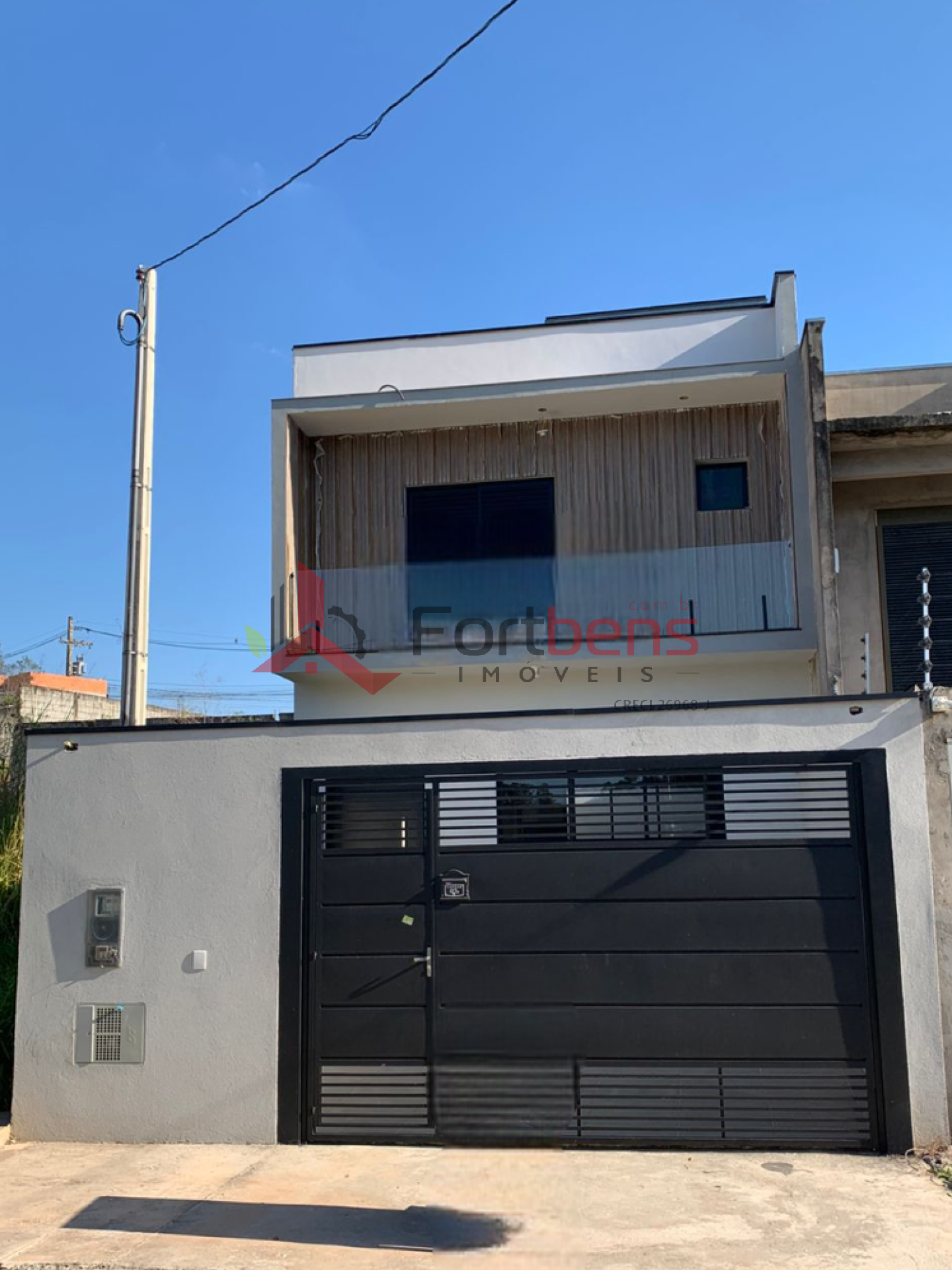 Sobrado Para Vender com 3 quartos 3 suítes no bairro Laranjeiras em Caieiras