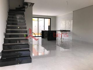 Sobrado Para Vender com 3 quartos 3 suítes no bairro Laranjeiras em Caieiras