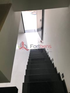 Sobrado Para Vender com 3 quartos 3 suítes no bairro Laranjeiras em Caieiras