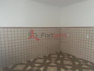 Sobrado Para Alugar com 2 quartos 1 suítes no bairro Laranjeiras em Caieiras