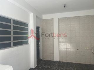 Sobrado Para Alugar com 2 quartos 1 suítes no bairro Laranjeiras em Caieiras