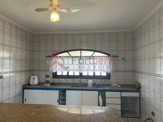 Sobrado Para Vender com 4 quartos 2 suítes no bairro Parque Santa Delfa em Franco Da Rocha