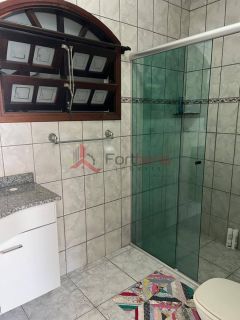 Sobrado Para Vender com 4 quartos 2 suítes no bairro Parque Santa Delfa em Franco Da Rocha