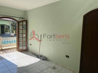 Sobrado Para Vender com 4 quartos 2 suítes no bairro Parque Santa Delfa em Franco Da Rocha