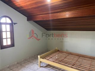 Sobrado Para Vender com 4 quartos 2 suítes no bairro Parque Santa Delfa em Franco Da Rocha