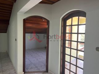 Sobrado Para Vender com 4 quartos 2 suítes no bairro Parque Santa Delfa em Franco Da Rocha