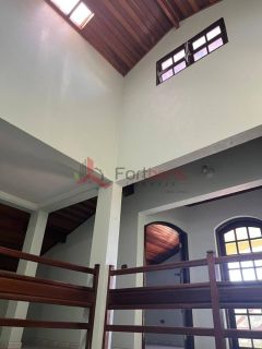 Sobrado Para Vender com 4 quartos 2 suítes no bairro Parque Santa Delfa em Franco Da Rocha