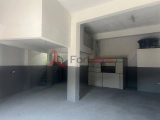Imóvel Comercial Para Alugar no bairro Laranjeiras em Caieiras
