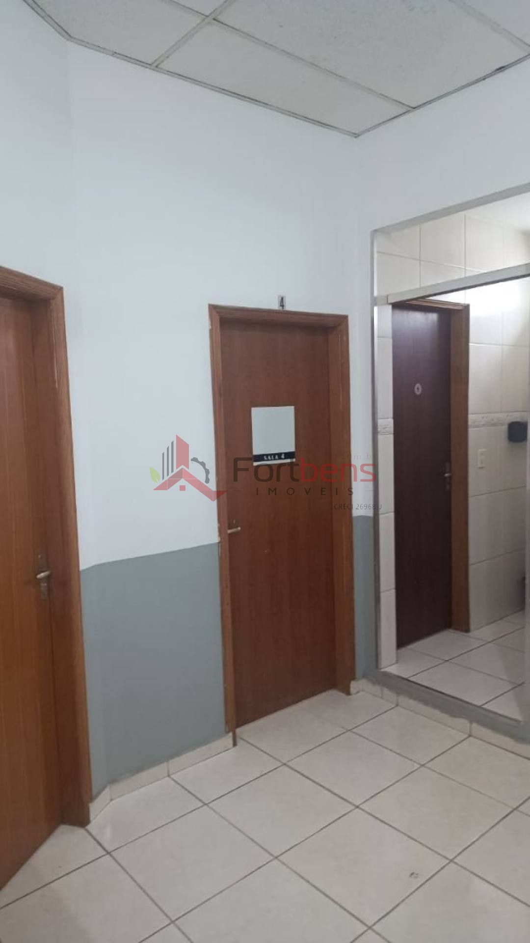 Sala Comercial Para Alugar no bairro Serpa em Caieiras