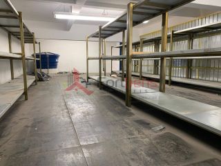 Imóvel Comercial Para Alugar no bairro Laranjeiras em Caieiras