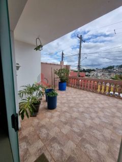 Sobrado Para Vender com 3 quartos 1 suítes no bairro Serpa em Caieiras