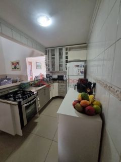 Sobrado Para Vender com 3 quartos 1 suítes no bairro Serpa em Caieiras