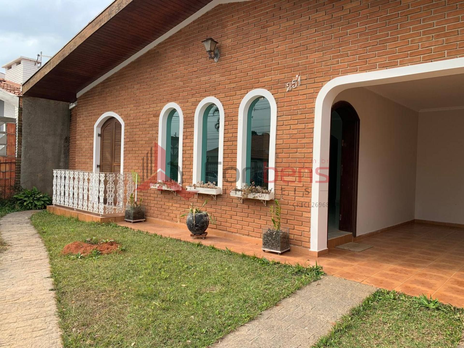 Casa Para Vender com 4 quartos 3 suítes no bairro Jardim Santo Antônio em Caieiras