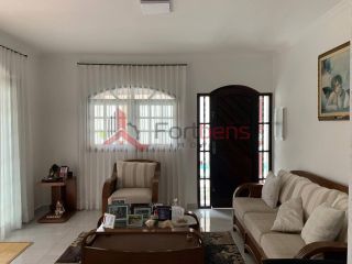 Sobrado Para Vender com 4 quartos 1 suítes no bairro Nova Caieiras em Caieiras