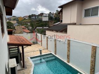 Sobrado Para Vender com 4 quartos 1 suítes no bairro Nova Caieiras em Caieiras