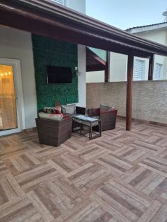 Sobrado Para Vender com 3 quartos 1 suítes no bairro Villa Verde em Franco Da Rocha