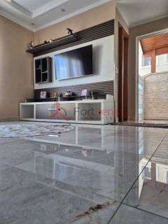Sobrado Para Vender com 3 quartos 1 suítes no bairro Villa Verde em Franco Da Rocha