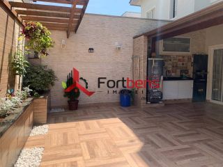 Sobrado Para Vender com 3 quartos 1 suítes no bairro Villa Verde em Franco Da Rocha