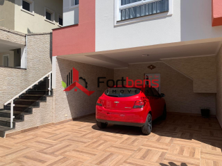 Sobrado Para Vender com 3 quartos 1 suítes no bairro Villa Verde em Franco Da Rocha