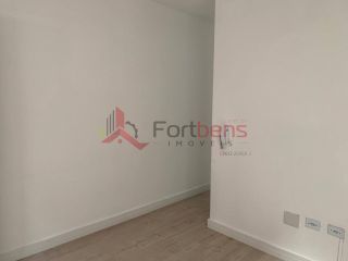 Sala Comercial Para Alugar no bairro Centro em Francisco Morato