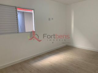 Sala Comercial Para Alugar no bairro Centro em Francisco Morato