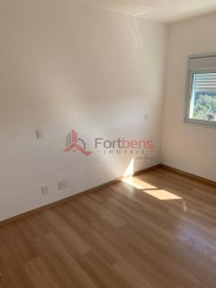 Apartamento Para Alugar com 2 quartos 1 suítes no bairro Centro em Caieiras