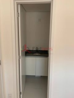 Apartamento Para Alugar com 2 quartos 1 suítes no bairro Centro em Caieiras