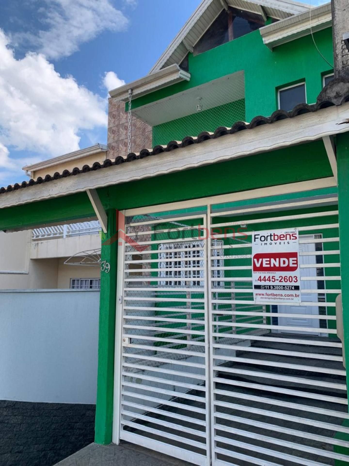 Sobrado Para Alugar com 3 quartos 1 suítes no bairro Serpa em Caieiras