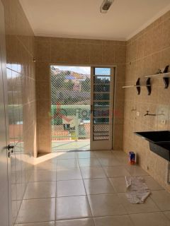 Sobrado Para Alugar com 3 quartos 1 suítes no bairro Serpa em Caieiras