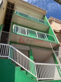 Sobrado Para Alugar com 3 quartos 1 suítes no bairro Serpa em Caieiras
