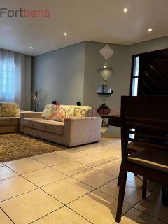 Sobrado Para Vender com 3 quartos 1 suítes no bairro Nova Caieiras em Caieiras