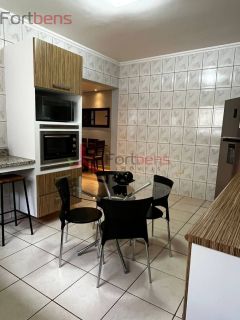 Sobrado Para Vender com 3 quartos 1 suítes no bairro Nova Caieiras em Caieiras