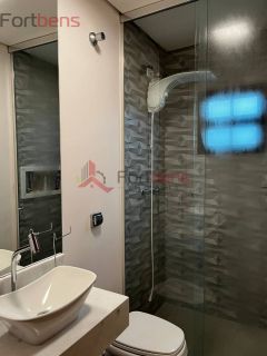 Sobrado Para Vender com 3 quartos 1 suítes no bairro Nova Caieiras em Caieiras